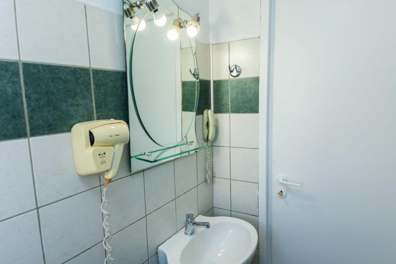 Silver Hotel Athens Double Room With Balcony Экстерьер фото